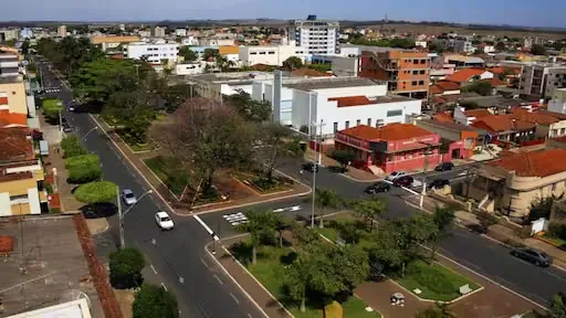 Banco de Currículos para empresas em Serra do Salitre MG