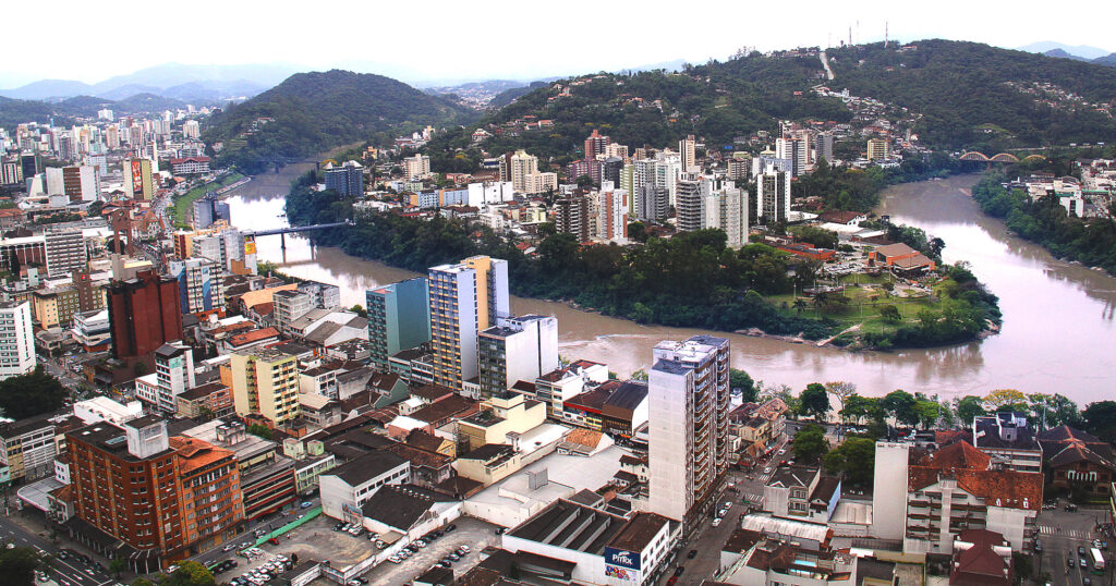 Banco de Currículos para empresas em Blumenau SC