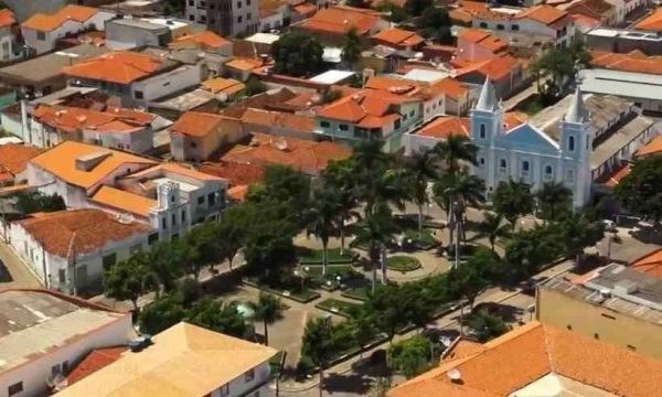 Banco de Currículos para empresas em Monte Azul MG